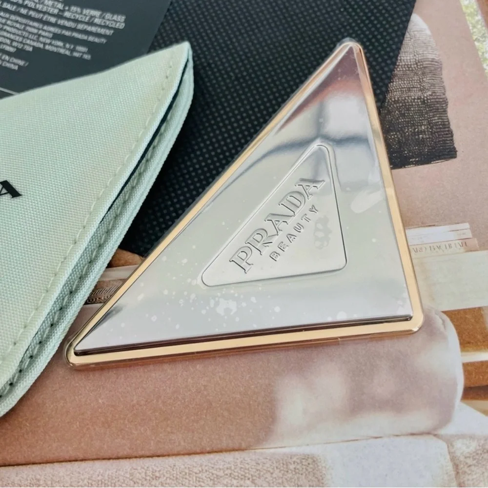 Prada‎ Beauty Mirror